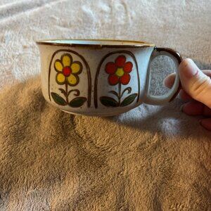 Retro Ceramic Mug with Colorful Flower Design